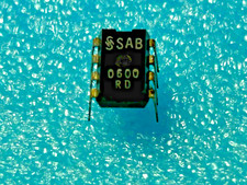 ci SAB0600 ~ ic SAB 0600 dip8 de chez SIEMENS IC NOS (TIRO04)