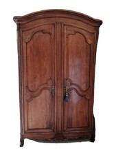 Armoire de château époque XIXè noyer style Louis XV