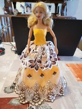 ROBE  pour poupée mannequin