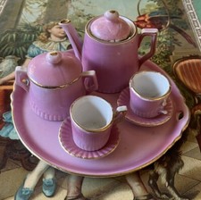 Dinette Ancienne en Porcelaine