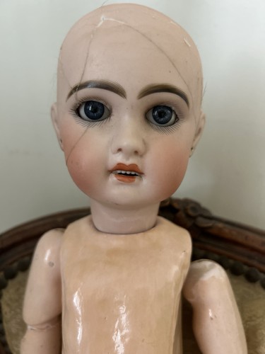 Jolie poupée ancienne bebe - poupÉe,