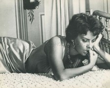 SOPHIA LOREN  HOUSEBOAT 1958