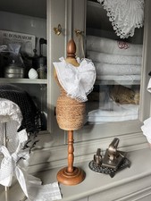 Ancien Vintage Petit Mannequin Couture Pied Bois Sculpté Patiné Ciré