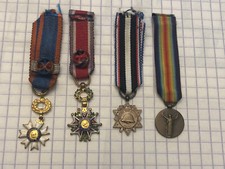 Militaria lot de 4 médailles