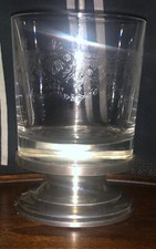 verre a whisky gravé avec pied en étain