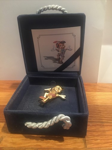 Disney swarovski pinocchio - disney,