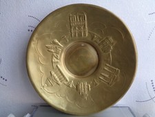 ANCIEN PLAT EN CUIVRE JAUNE