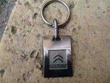 Ancien Porte-clés  en métal