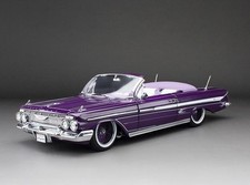 Sunstar 1:18 1961 Chevy Impala Lowrider Open-With Mobile Suspension Violet 2110