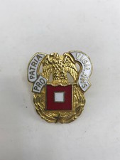 US Military Lapel Unit Crest ~ Signal Corps Unit Crest (Pro Patria Vigilans)