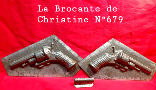 679 ancien moule a - 679-,