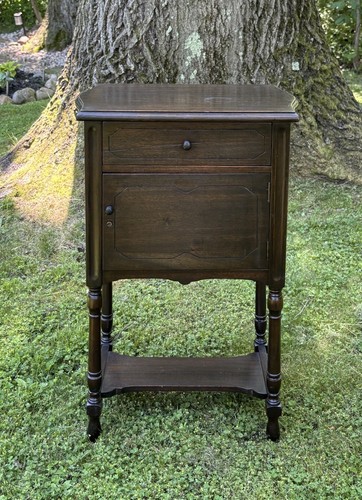 Antique 1922 solid - solid, mahogany