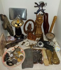 Lot 1 Brocante d'objets vintage Montres, monnaies, bagues, statuettes, plaque...