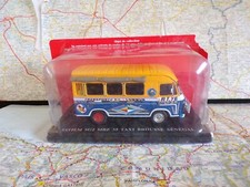 SAVIEM SG2 MBZ35 Taxi Brousse Sénégal IXO pour Hachette 1/43 en Blister