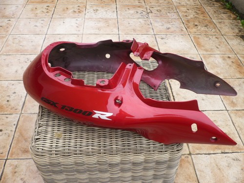 Carenage selle arriere - de,