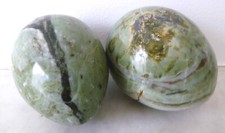 2 OEUFS DE COLLECTION  -