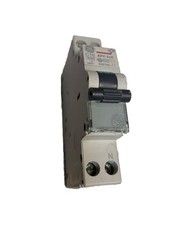 Disjoncteur General Electric