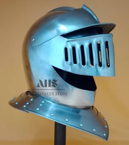 Casque burgonnette fermé