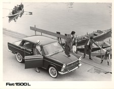Photo / photograph presse originale berline Fiat 1500 L 1965