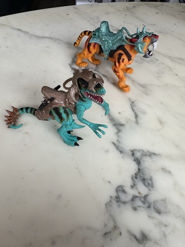 Lot figurines chap - 2,