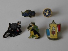 LOT DE PINS GENDARMERIE