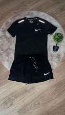 Ensemble Nike running short t