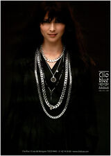 Publicité contemporaine bijou Clio Blue 2009 issue de magazine