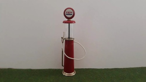 Pompe essence exxon rouge - pompe,