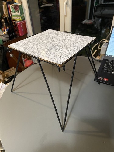 Petite table appoint - petite, d’appoint