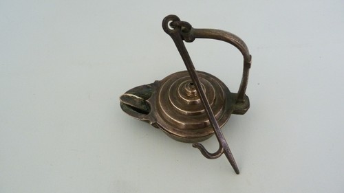 Ancienne lampe huile - lampe, a