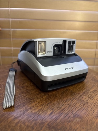 Polaroid one 600 silver - polaroid,