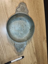 Ancienne ECUELLE A OREILLES EN ETAIN -  20 Ème Siècle A Saisir 