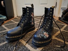 Dr. Martens 1490 Vonda Floral