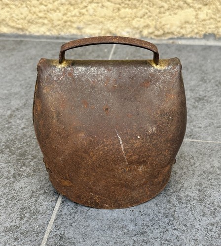 Ancienne cloche vache - ancienne,