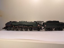 Jouef 241 P 7 SNCF Epoque IV Echelle HO Locomotive à Vapeur - Verte 