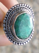 1 Bague Artisanale en Emeraude et Argent 925    29 cts !!! ( Colombie )