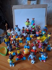 Gros Lot de 35 Figurines Petit