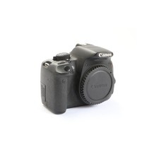 Canon EOS 700D + Très Bien (274832)