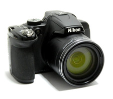 NIKON COOLPIX P520 FULL HD APPAREIL PHOTO NUMERIQUE CM 1 GO ECRAN INCLINABLE