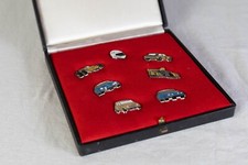 RARE COFFRET 7 PIN'S RENAULT SPORT ELF R5 TURBO ALPINE A 110 4L DIAC R8 GORDINI