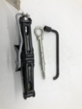 Cric (Ensemble depannage) CITROEN C4 2 PHASE 2 672594