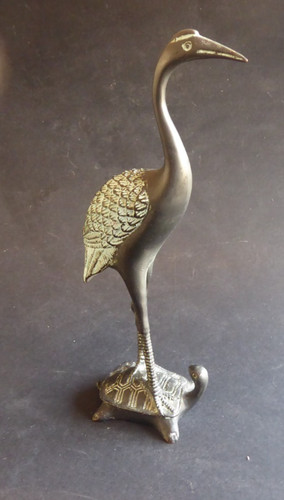 Vintage sculpture statue - statue, grue