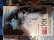 Cassette VHS ** BASIC INSTINCT**