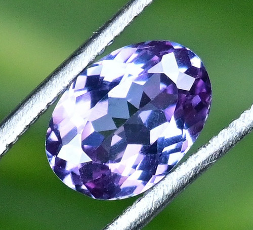Gemme taillée alexandrite - gemme,