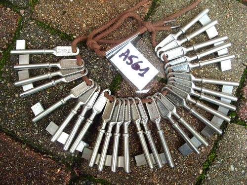 Lot a561 ebauches de - lot,
