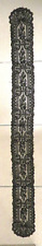 DENTELLE de CHANTILLY ancienne BARBE de COIFFE NOIRE 112 cm X 11 cm Antique Lace