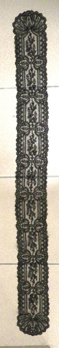 Dentelle chantilly ancienne - de,