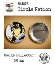 Corto Maltese – badge 56 mm : Le romantisme aventurier gravé dans l’encre du mys