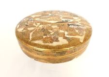 Boîte ronde porcelaine Satsuma Japon personnages dorure Meiji signée XIXème