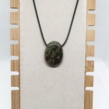 Pendentif Jaspe Sang de Dragon - Pierre Percée en Pierre Naturelle  - Gemmes